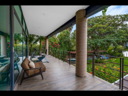 EL-CHANTE-ENCANTO-LAKE-FRONT-16-2ND LEVEL TERRACE