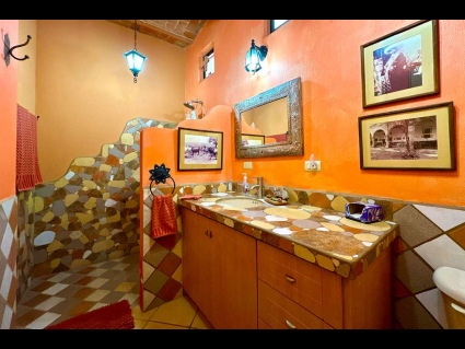 Guest Bedroom Bathroom