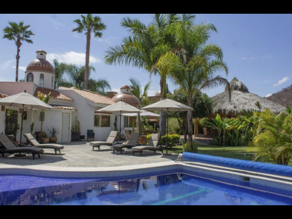 pool area 2