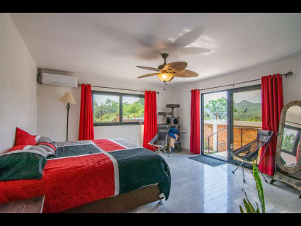 Ixtlahuacan-De-Los-Membrillos-Rancho-Ontario-06-Master-Bedroom
