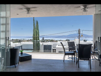 casa-monique-lakeview-home-for-sale-riberas-del-pilar (8)