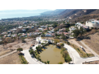 lago y centro comercial