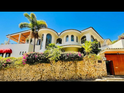 Ajijic-El-Tempisque-Ajijic-Landmark-Villa-3