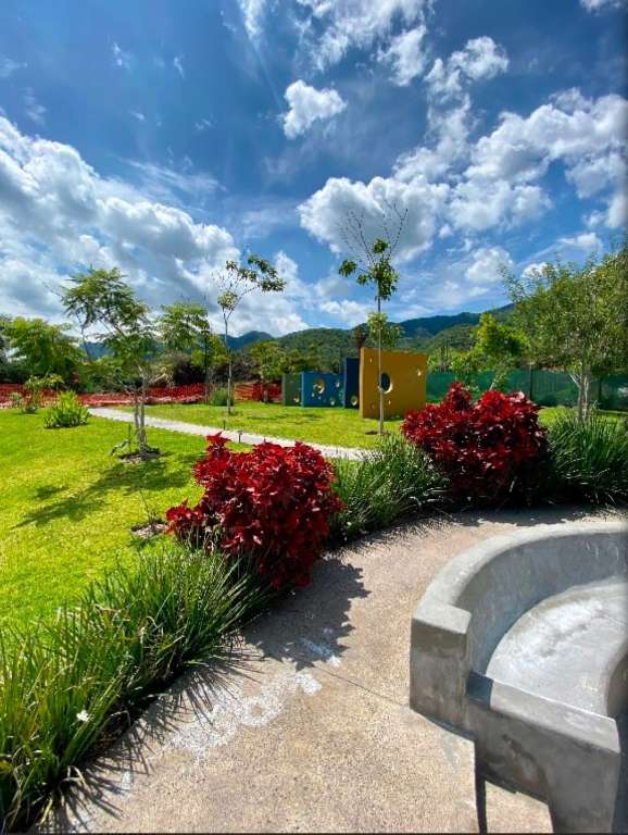 VISTA JARDIN
