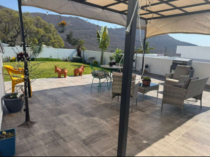 Muebles exteriores y jardin