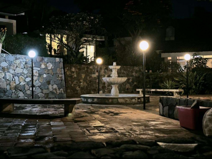 CourtyardNight