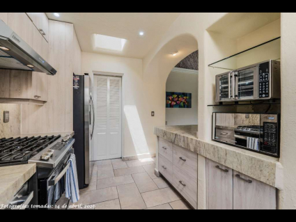 04---Kitchen-with-Skylight-is-Bright-and-Modern