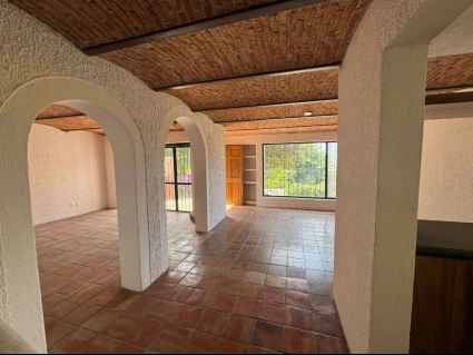 Sala comedor y entrada