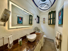 Guets Bathroom 8