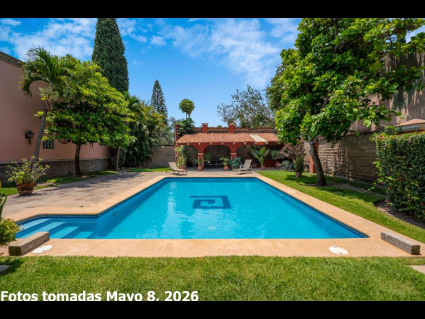 05---Common-Pool-and-Entertaining-Terrace-Shared-with-Only-3-Other-Homes