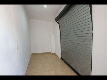 Ixtlahuacán-de-los-Membrillos-Casa-de-los-Membrillos-02-Commercial