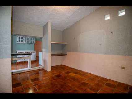 Ixtlahuacán-de-los-Membrillos-Casa-de-los-Membrillos-09-Second-Living-Area