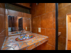 Ixtlahuacán-de-los-Membrillos-Casa-de-los-Membrillos-12-Bathroom