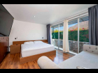 10760_12_premium_lake_front