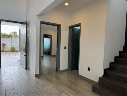 Entrada a la casa