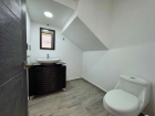 Medio baño 1