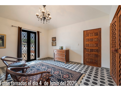 012 Second Floor Guest Suite with mountaian View Sun Terrace