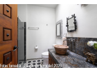 013 Second Floor Guest Suite Bath