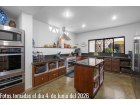 003 European High Style Kitchen