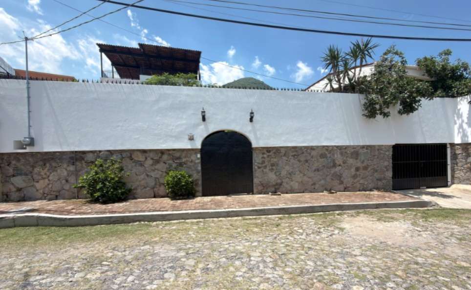 House 1