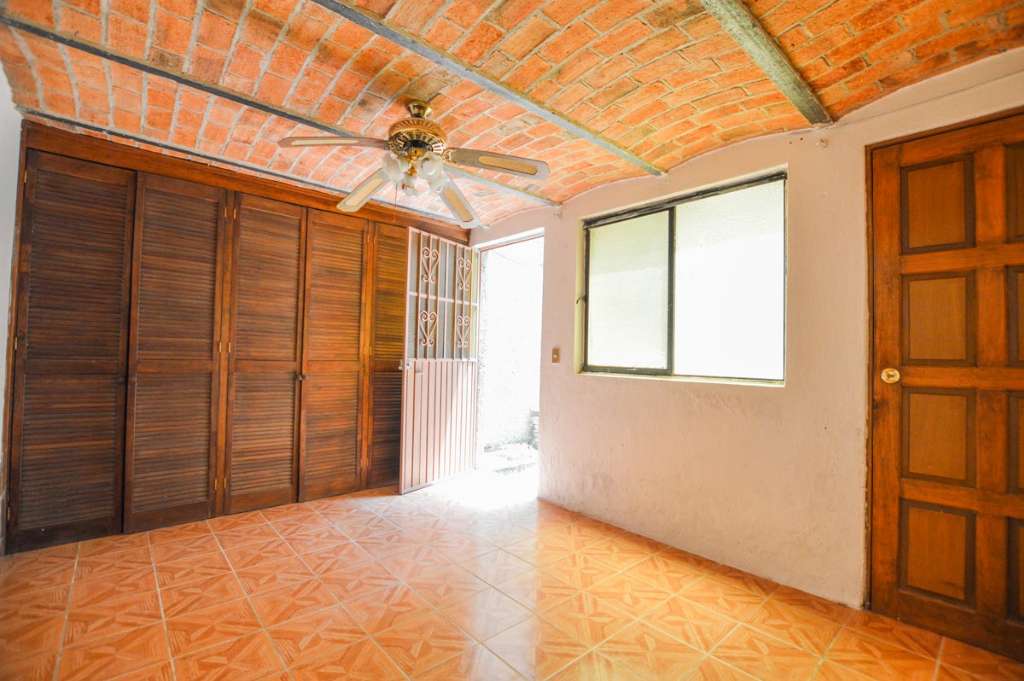 04-FIRST-FLOOR-BEDROOM-2