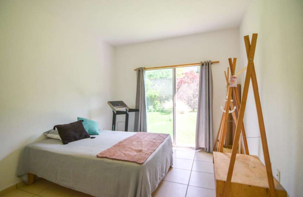 10-BEDROOM2-Santa-Chante