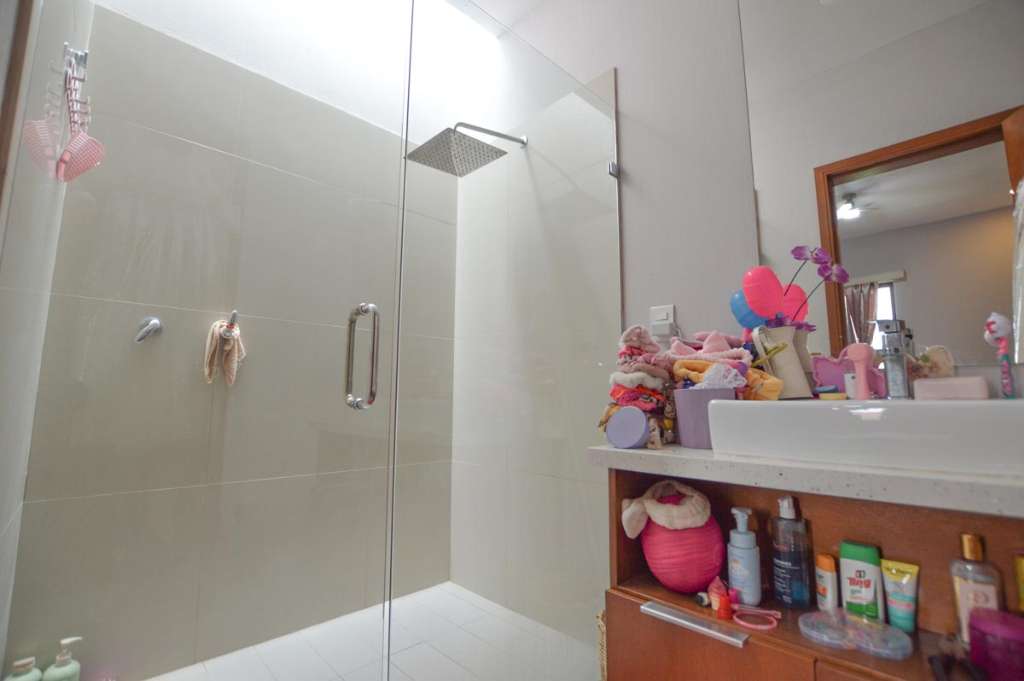 CHAPALA-CASA-JACARANDAS-NUEVO-CHAPALA-12-ENSUITE-BATHROOM