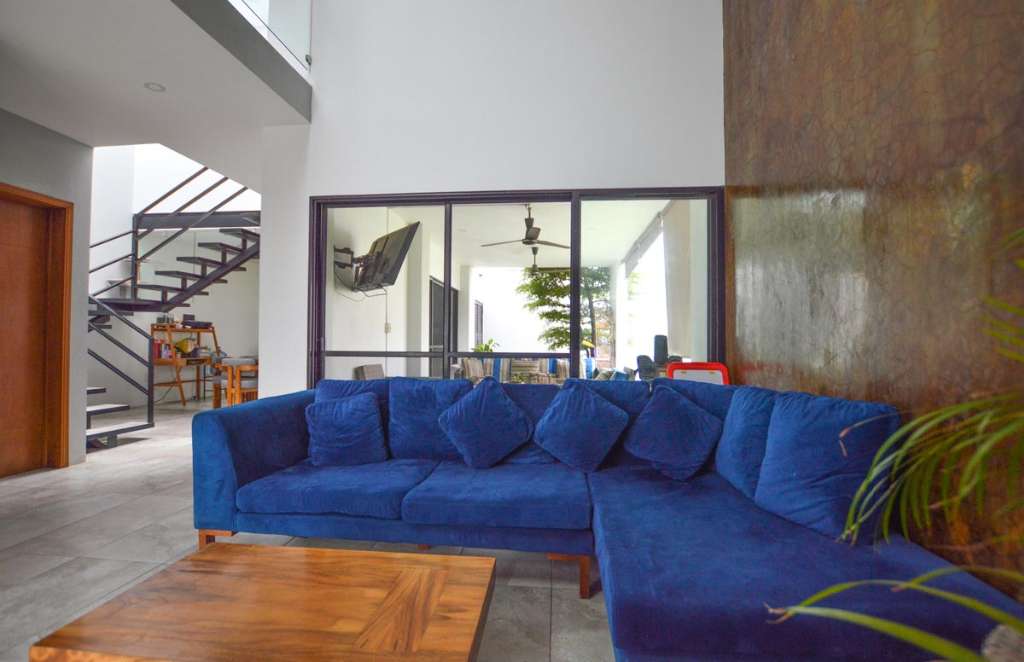 CHAPALA-CASA-JACARANDAS-NUEVO-CHAPALA-03-LIVING-ROOM