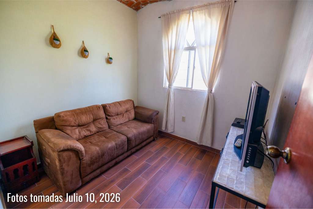 08 - Library Den