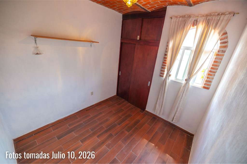 09 - Office Studio with Domed Ceiling and 360 Degree Views
