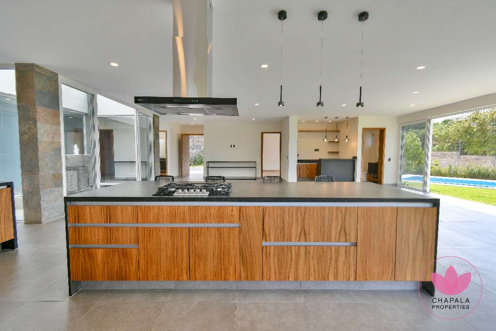 UGO_2325_edited