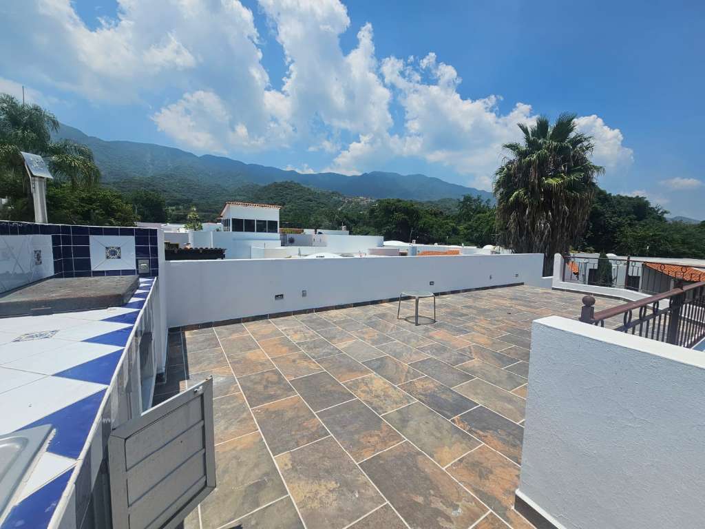 ROOF TOP