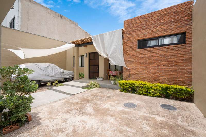 03-Boho-House-cochera