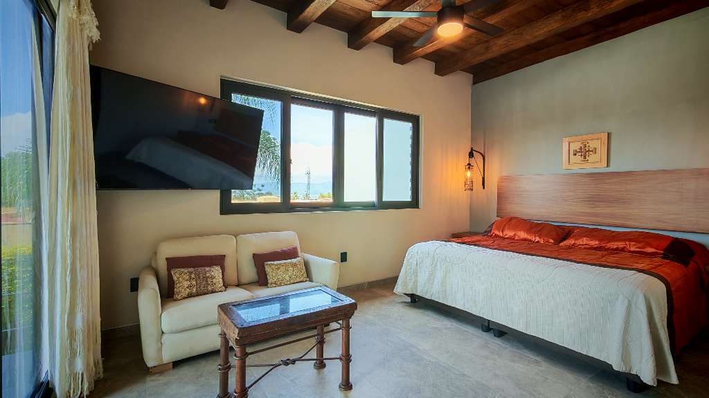 Modern Luxury 10