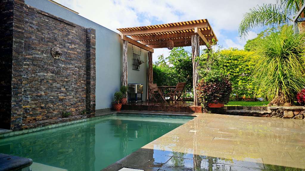 Modern Luxury 1