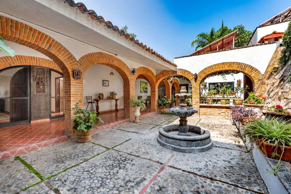 Upper Ajijic-16