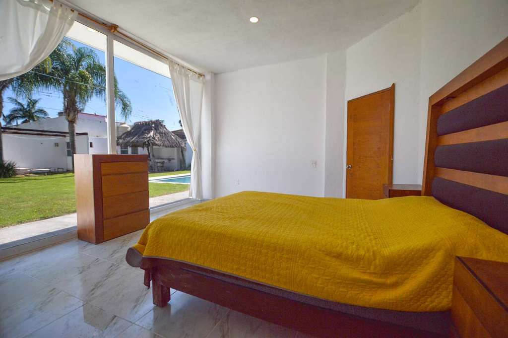 CASA-PARAISO-BUENA-VISTA-16-MAIN-BEDROOM