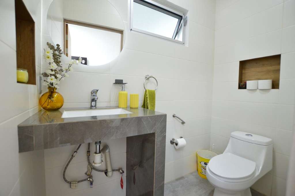 12-HALF-BATH