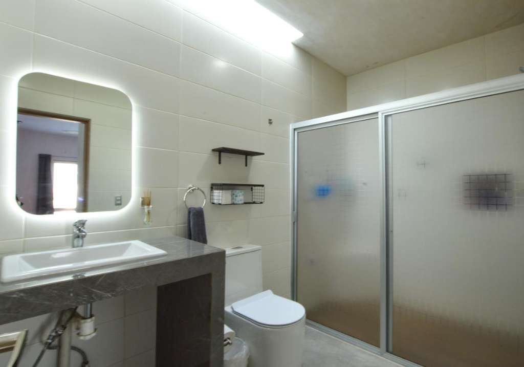 08-PRINCIPAL-BATH-HARMONY HOME