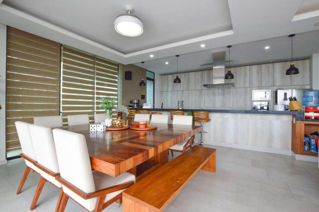 05-DINING-AREA