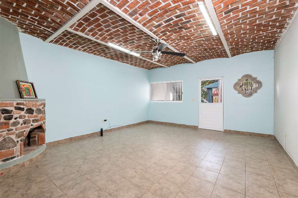 Ajijic-Duplex-Zimmerman-04 -Sala-Depto-PBS