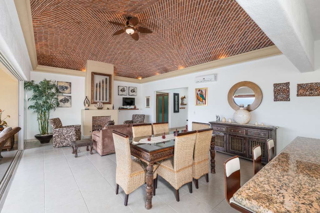 02-comedor-Casa -Arroyo Alto
