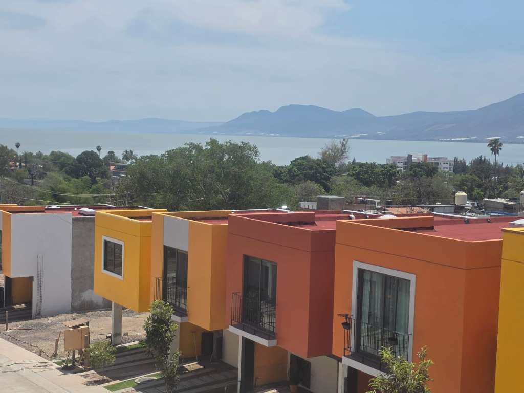Residencial del Lago 2