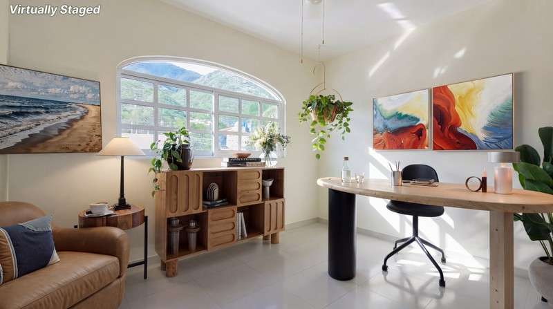 15-Office-Virtually-Staged