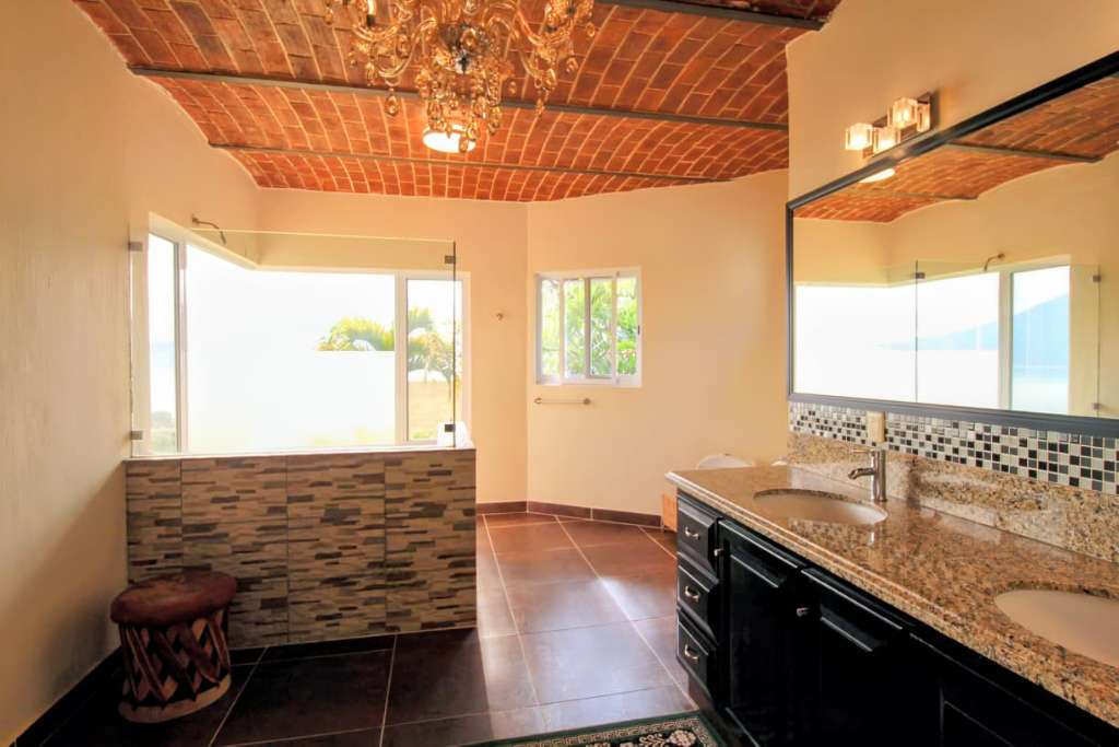 Baño completo 1