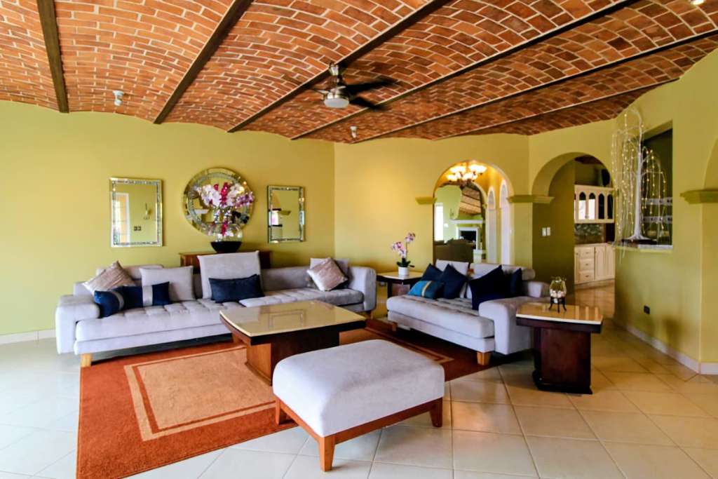 Vista completa de la sala