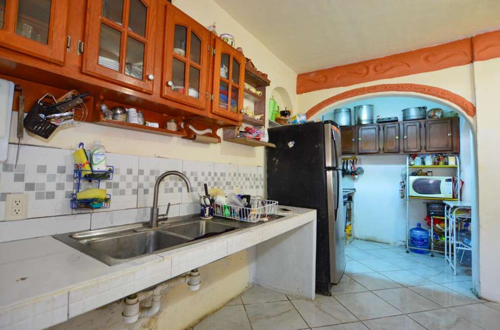 05-KITCHEN