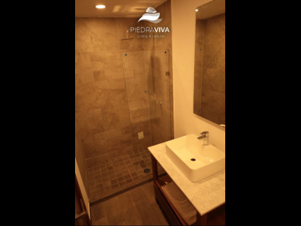 0AEDB496-C5CC-4471-BDDE-E9B10C358E39
