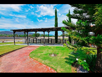 SAN NICOLAS COUNTRY HOUSE 10