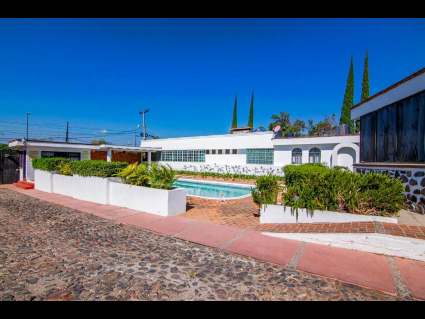 CHULA VISTA CHARM 9